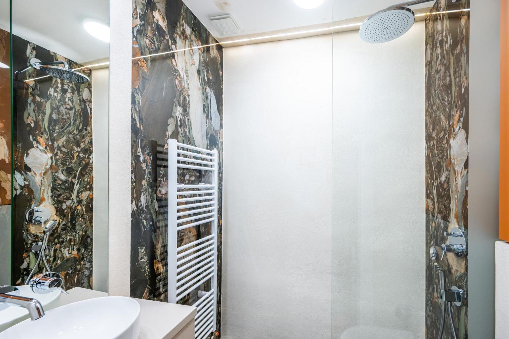 City Center Design Apartments Сараево Экстерьер фото